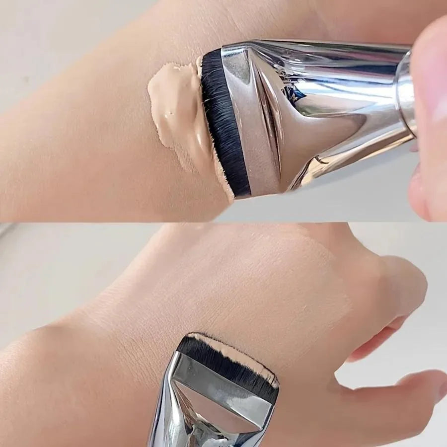 Glaze & Gloss Perfect Flat-Head Foundation Brush