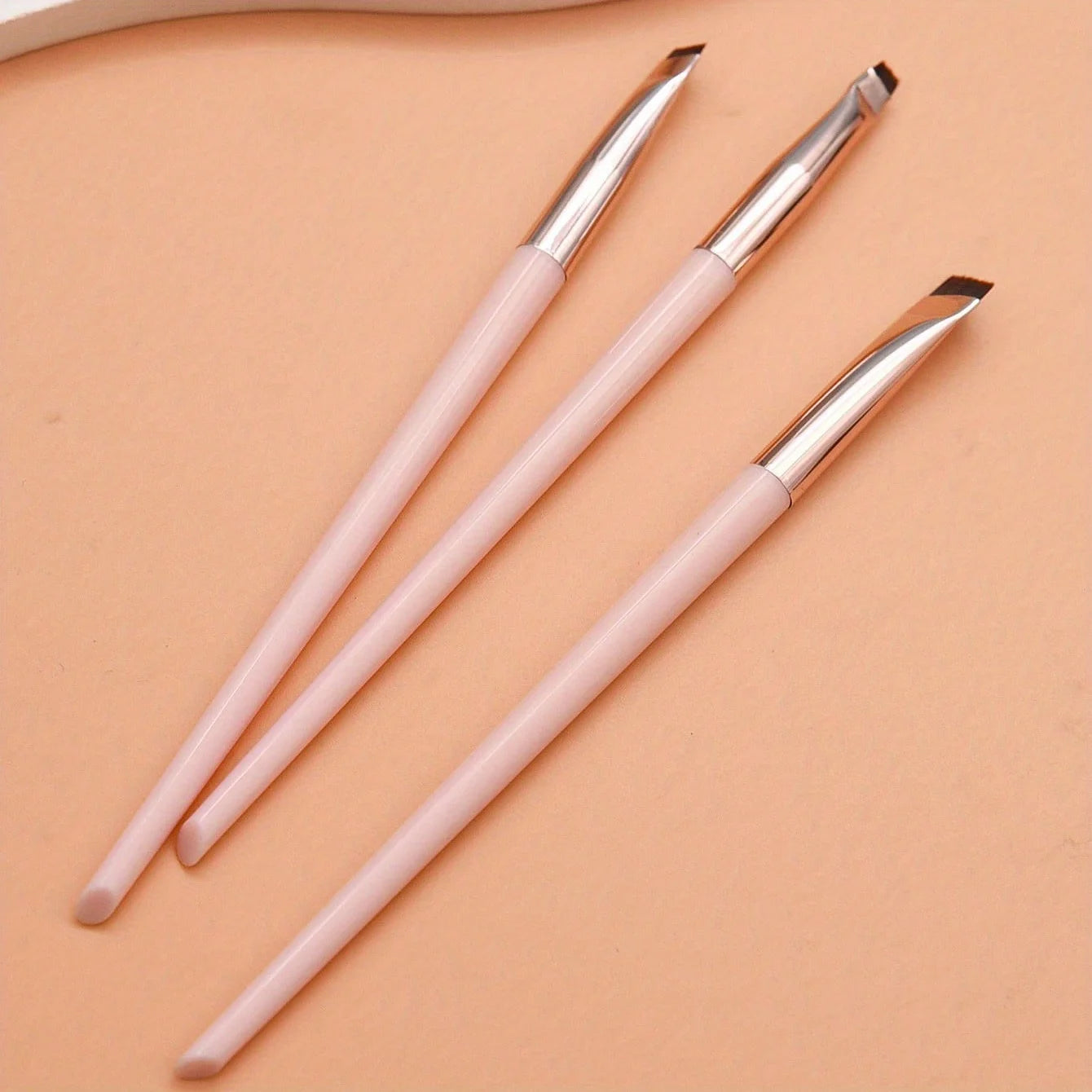 Glaze & Gloss Ultra-Thin Precision Eyeliner Brush