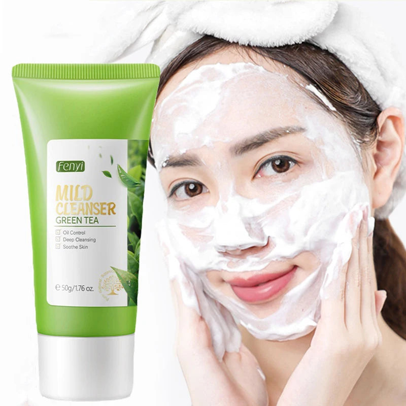 Glaze & Gloss Premium Sakura & Green Tea Skincare Gift Set