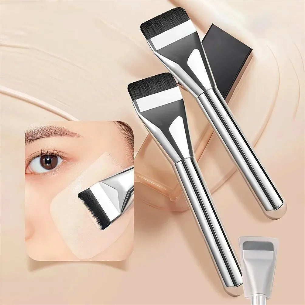 Glaze & Gloss Perfect Flat-Head Foundation Brush